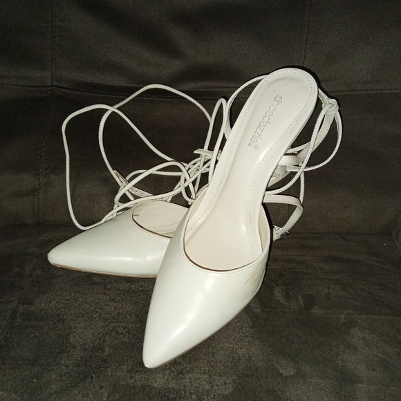 Shoe dazzle Women's Sandal with straps & heels (US 9) - Picture 2 of 4